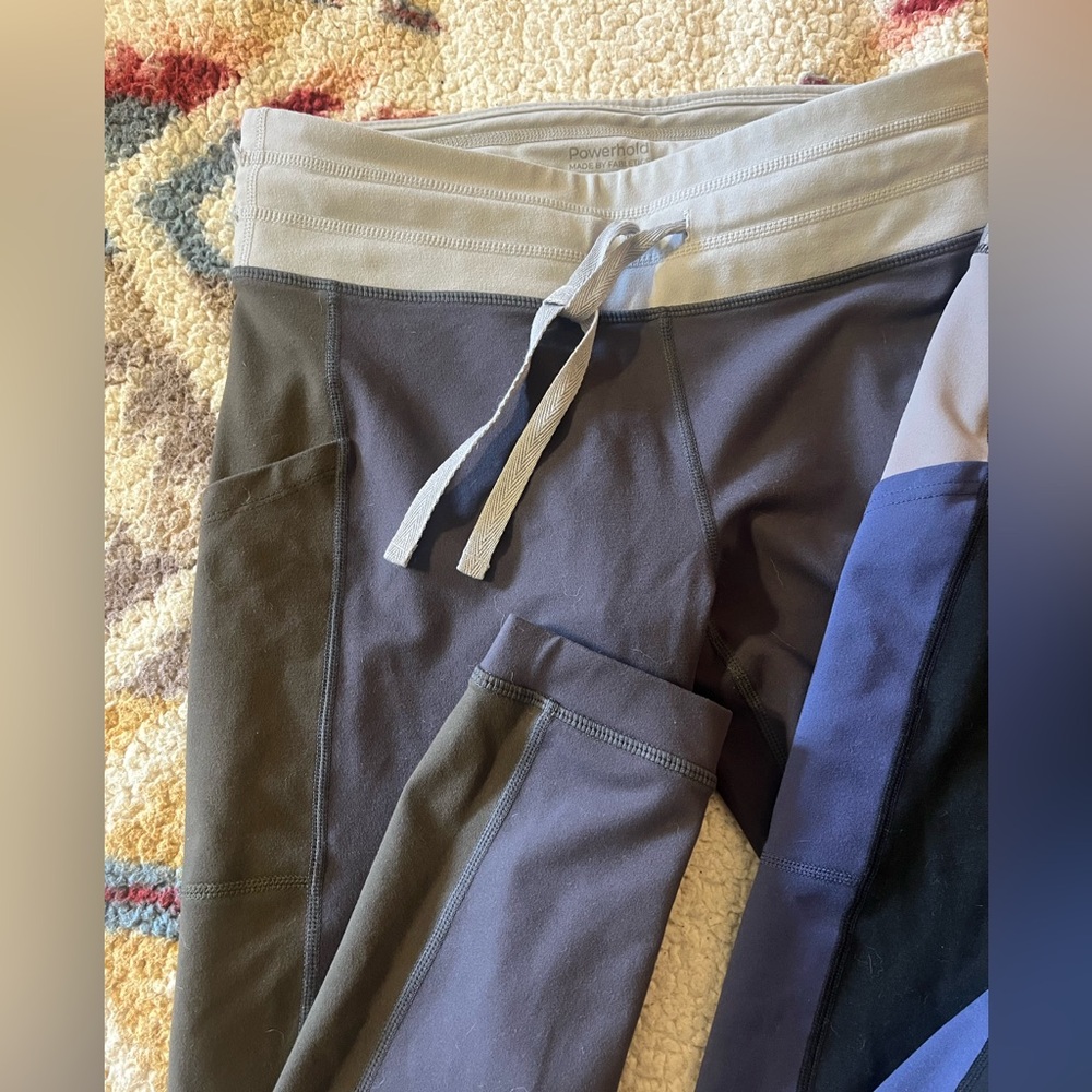 Fabletics Leggings Bundle! - image 2
